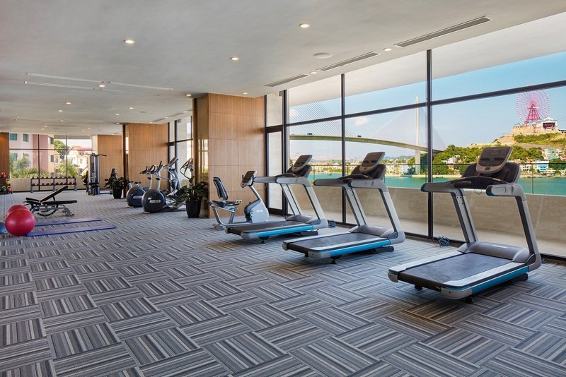  Ph&ograve;ng gym hiện đại sạch sẽ ngay trong kh&aacute;ch sạn&nbsp;